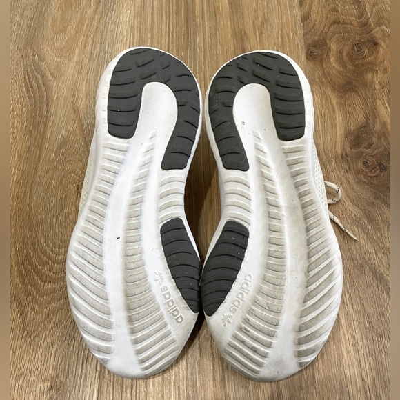 adidas WMNS Tubular Dusk Chalk White Ash Grey Size 7.5 EUC - Picture 5 of 6
